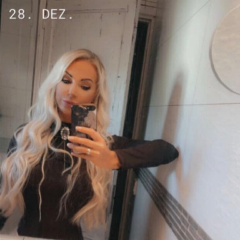 Julie Hunter - Pornostar 😍😘❤️