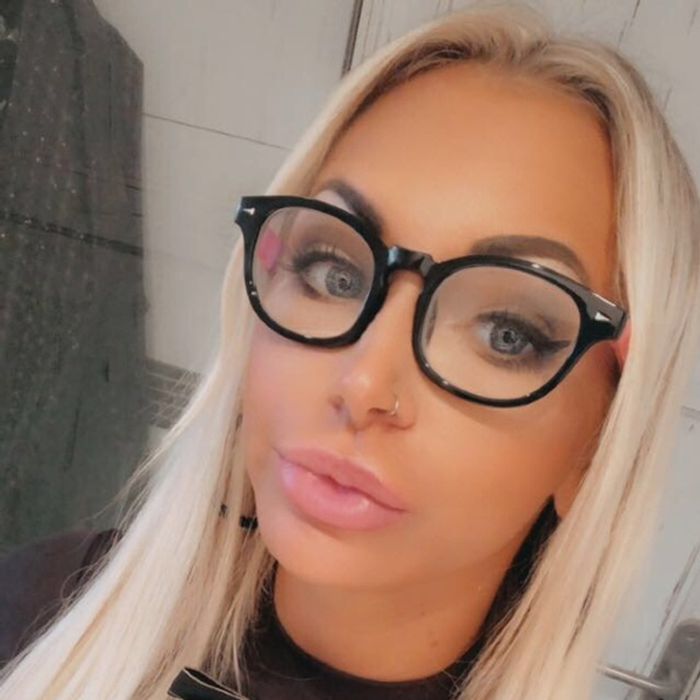 Julie Hunter - Pornostar 😍😘❤️