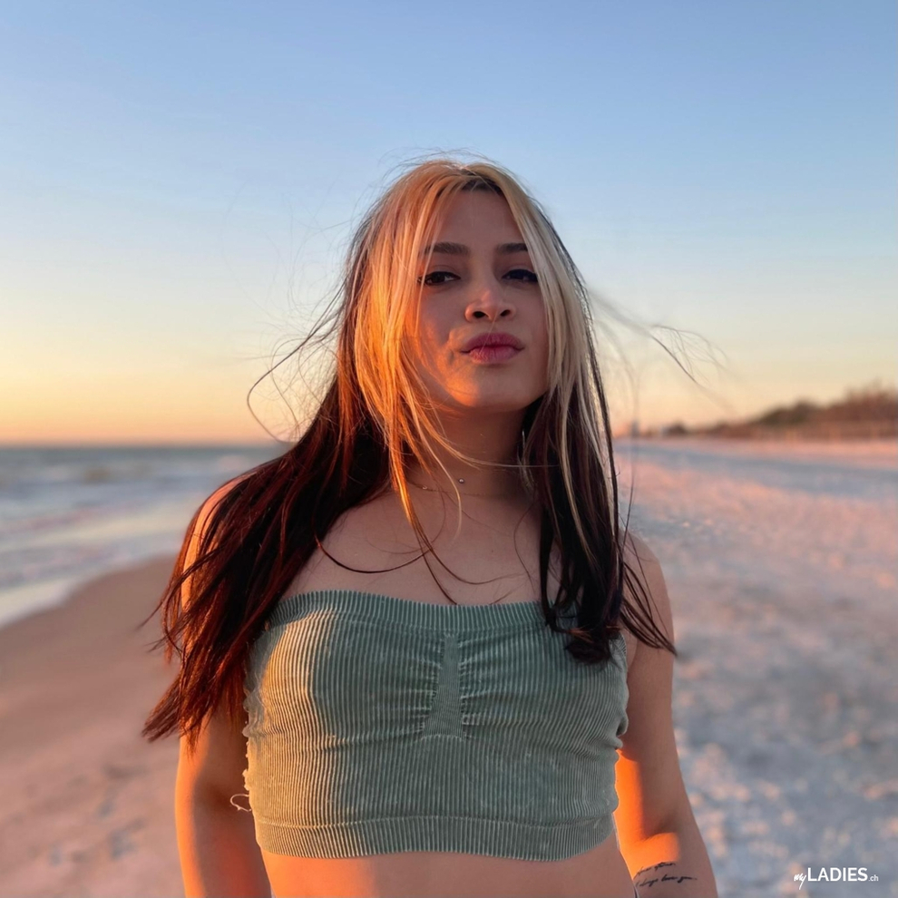 Image #7 from TS Cleopatra