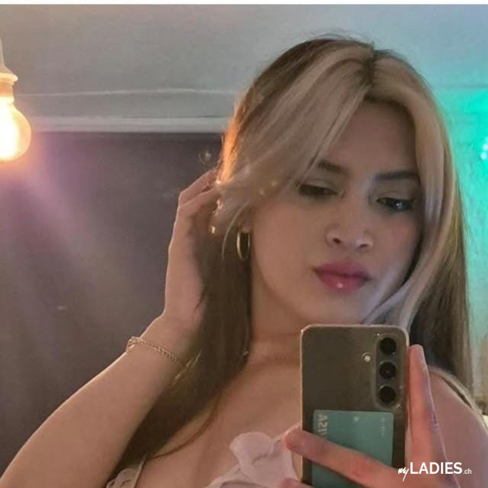 Image #8 from TS Cleopatra