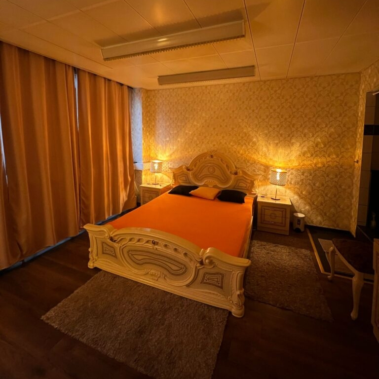 XoXo Girls — 1205 Genève