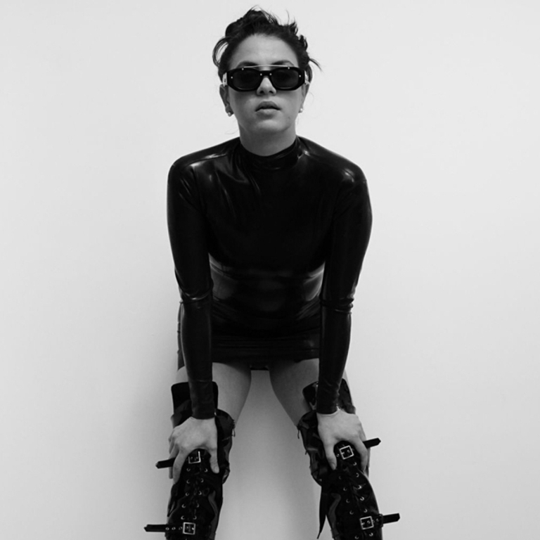 Erina - dominante Hingabe