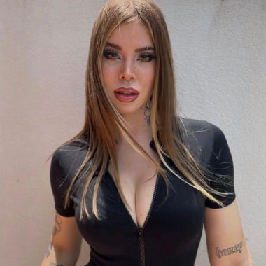 Nicol - horny look🐅