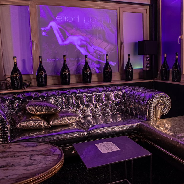 Vip Bar — 8135 Sihlbrugg