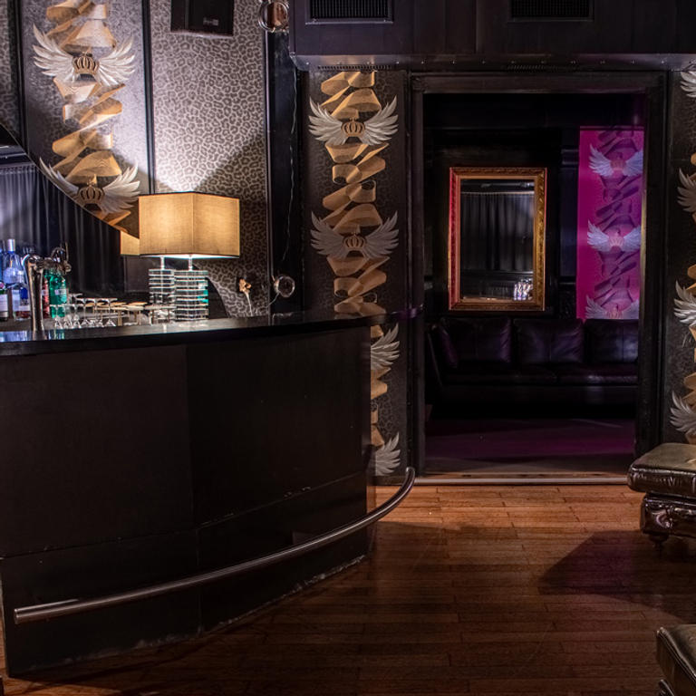 Vip Bar — 8135 Sihlbrugg