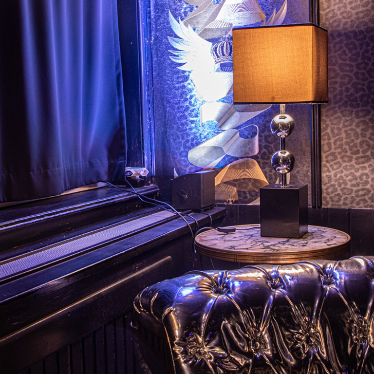 Vip Bar — 8135 Sihlbrugg