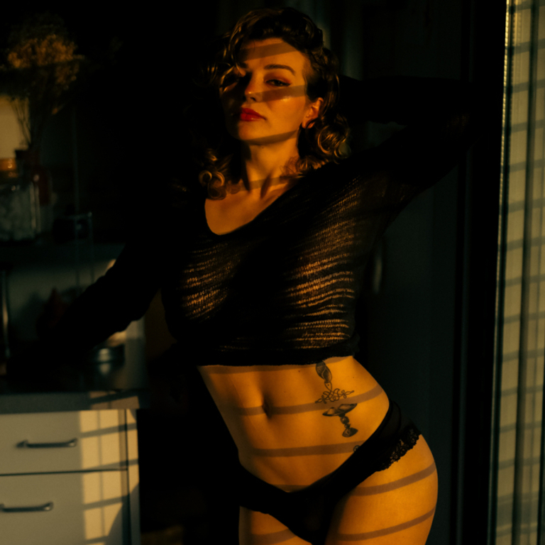 Emma Vai - French Ts porn star