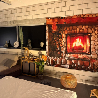 Anzeigenbild Masseurinnen im erotischen Bereich gesucht