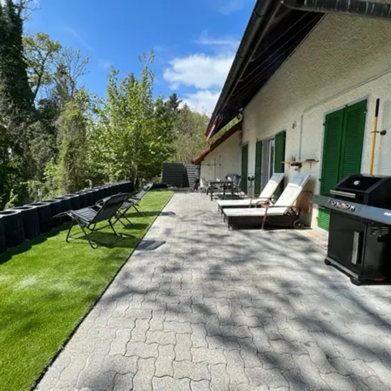 Happy Girls — 4628 Wolfwil