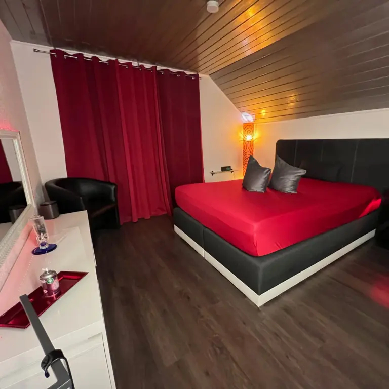 Happy Girls — 4628 Wolfwil