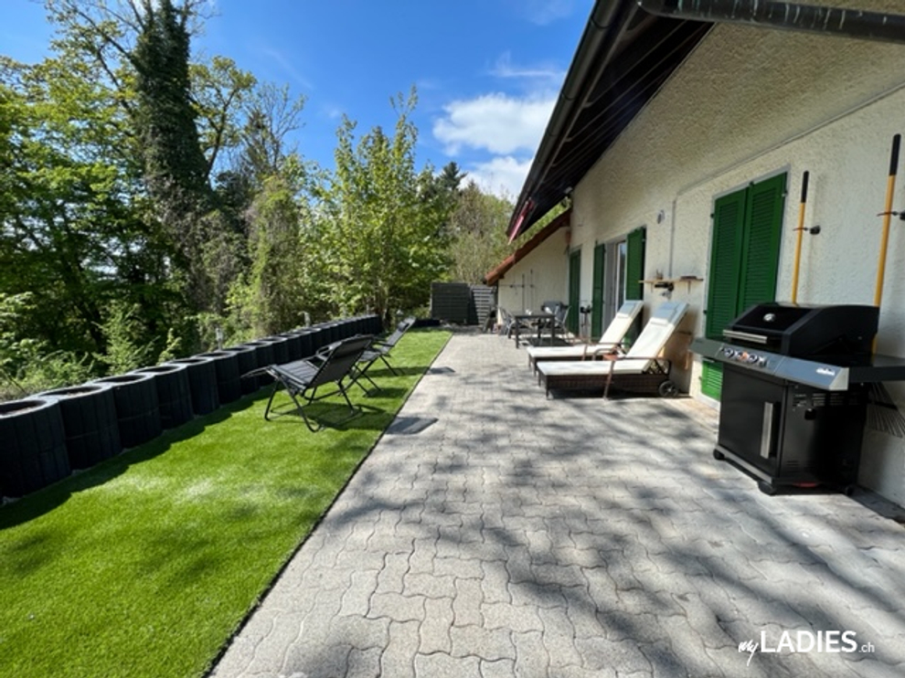 Wir suchen gut gelaunte Girls / Bild 5