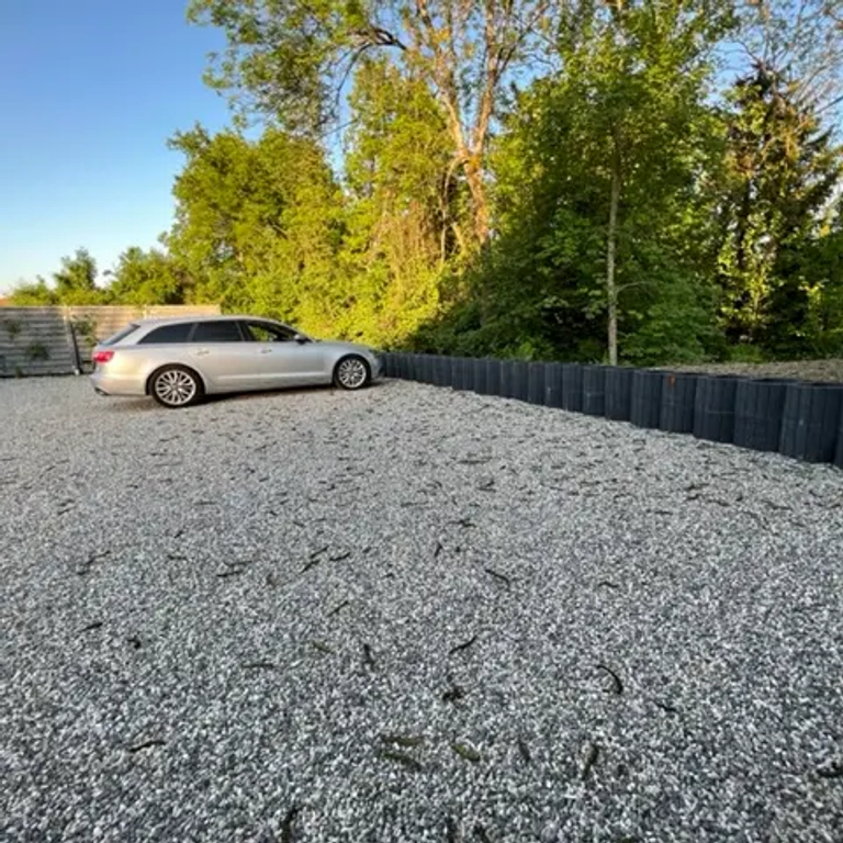 Wir suchen gut gelaunte Girls