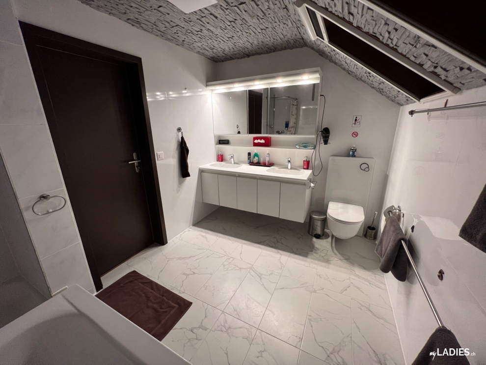 Wir suchen gut gelaunte Girls / Bild 17