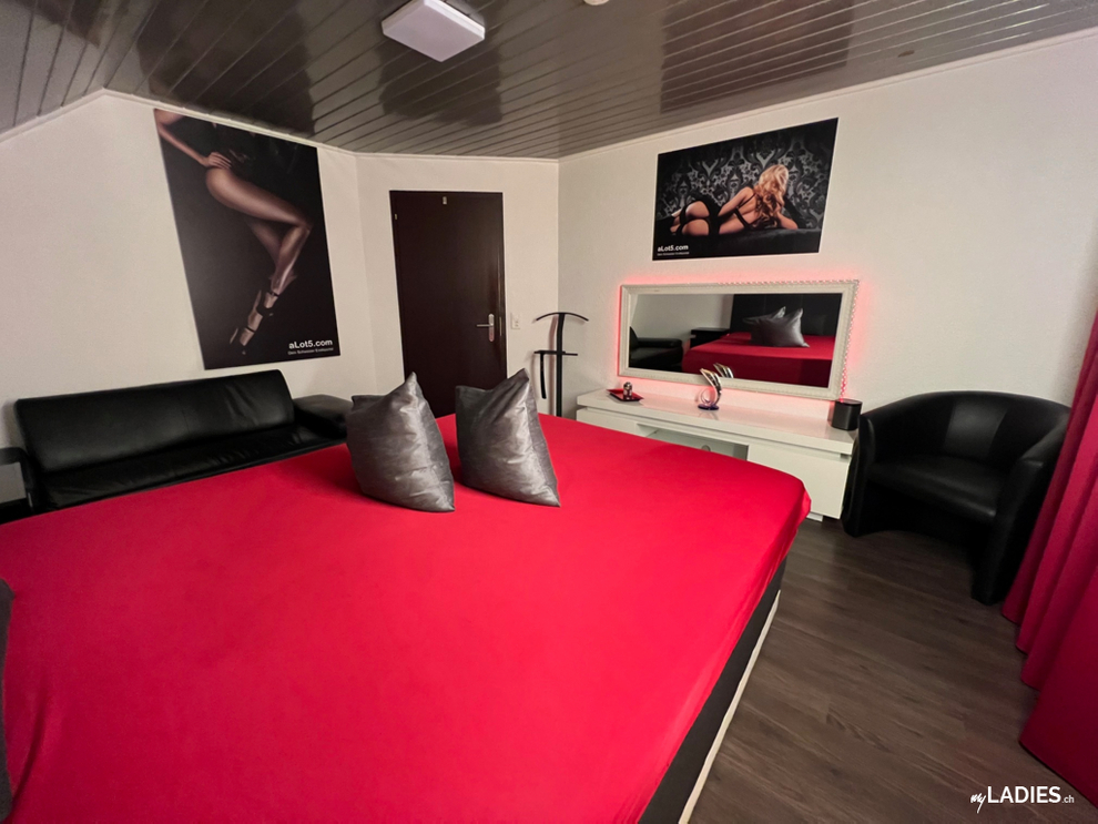 Wir suchen gut gelaunte Girls / Bild 15