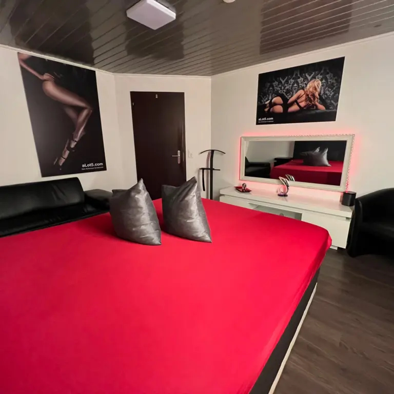 Wir suchen gut gelaunte Girls