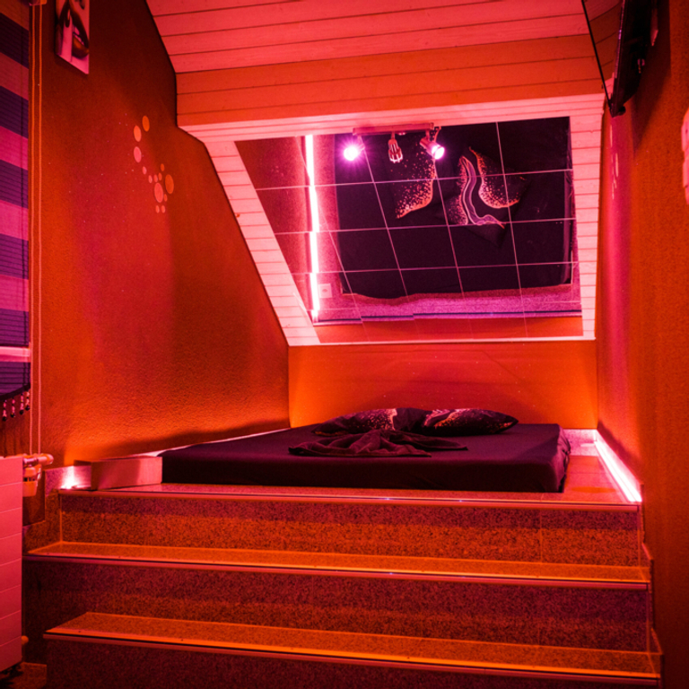 Wir suchen laufend nette Kolleginnen!