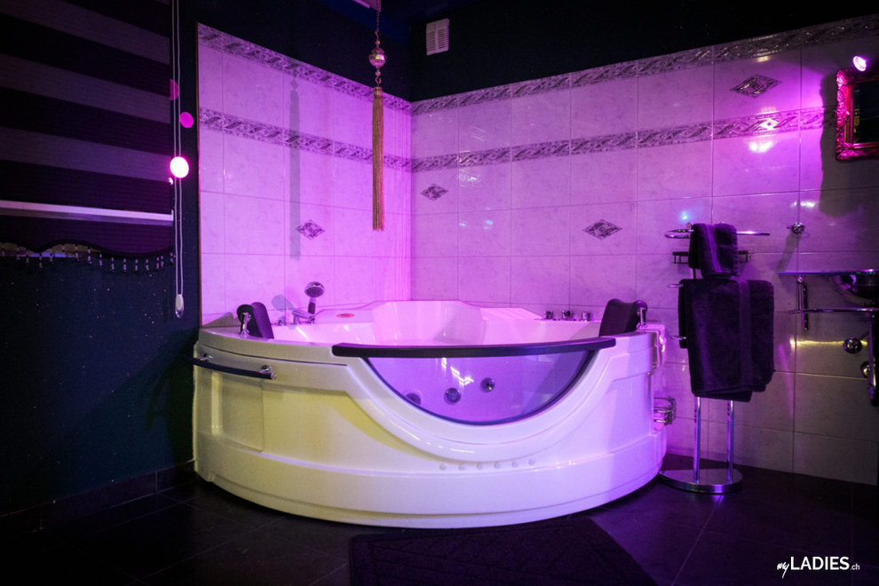 Wir suchen laufend nette Kolleginnen! / Bild 9