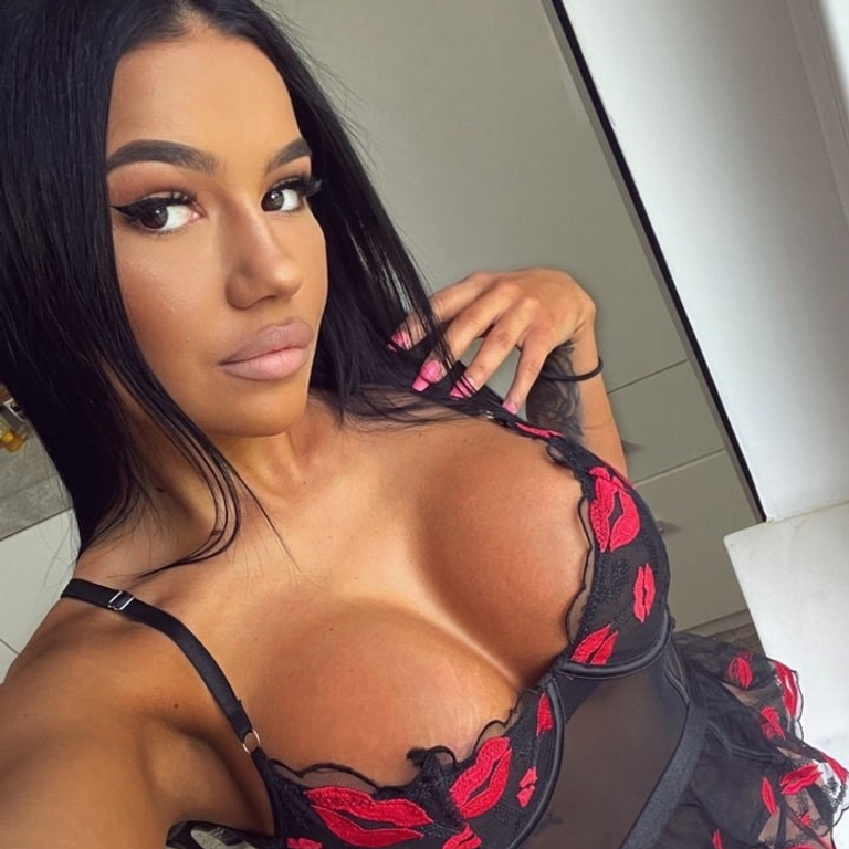 Antonia - makellos & sexy 😍