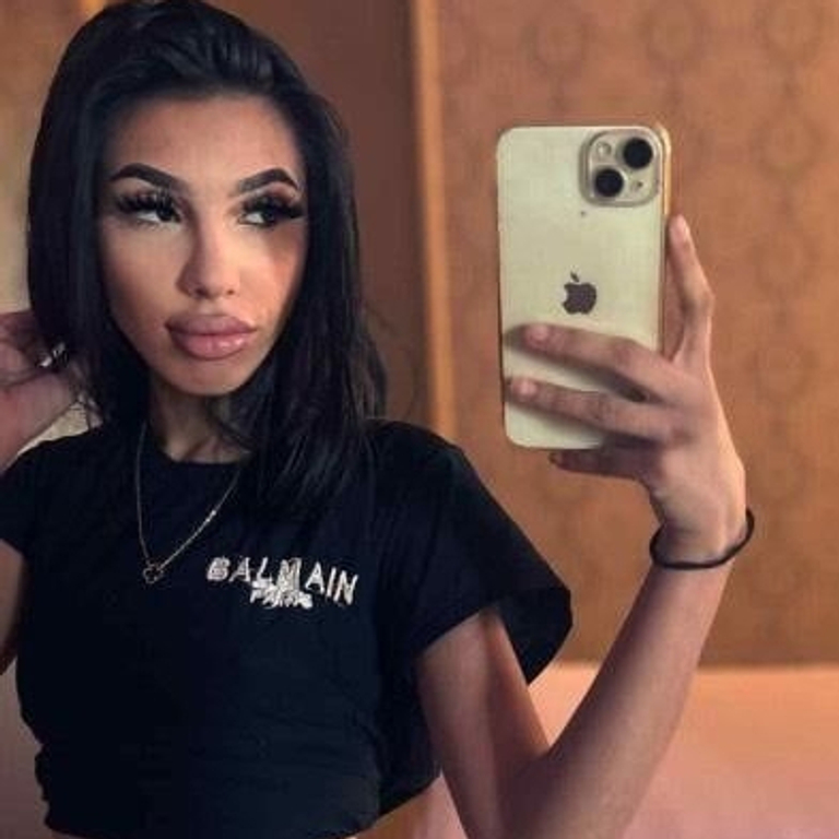 Rubyna - verwöhnt ultraheiss