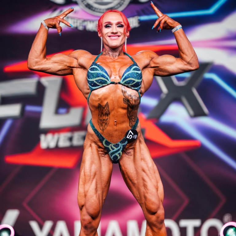 Lady Minihulk - Pro Bodybuilderin