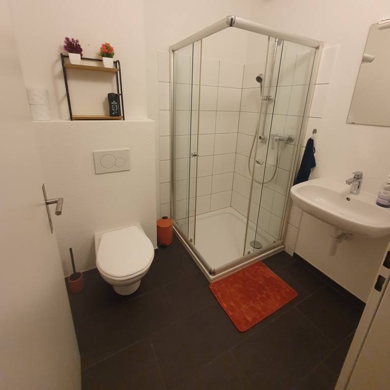 Nachmieter gesucht für grosses 1.5 Zimmer Studio