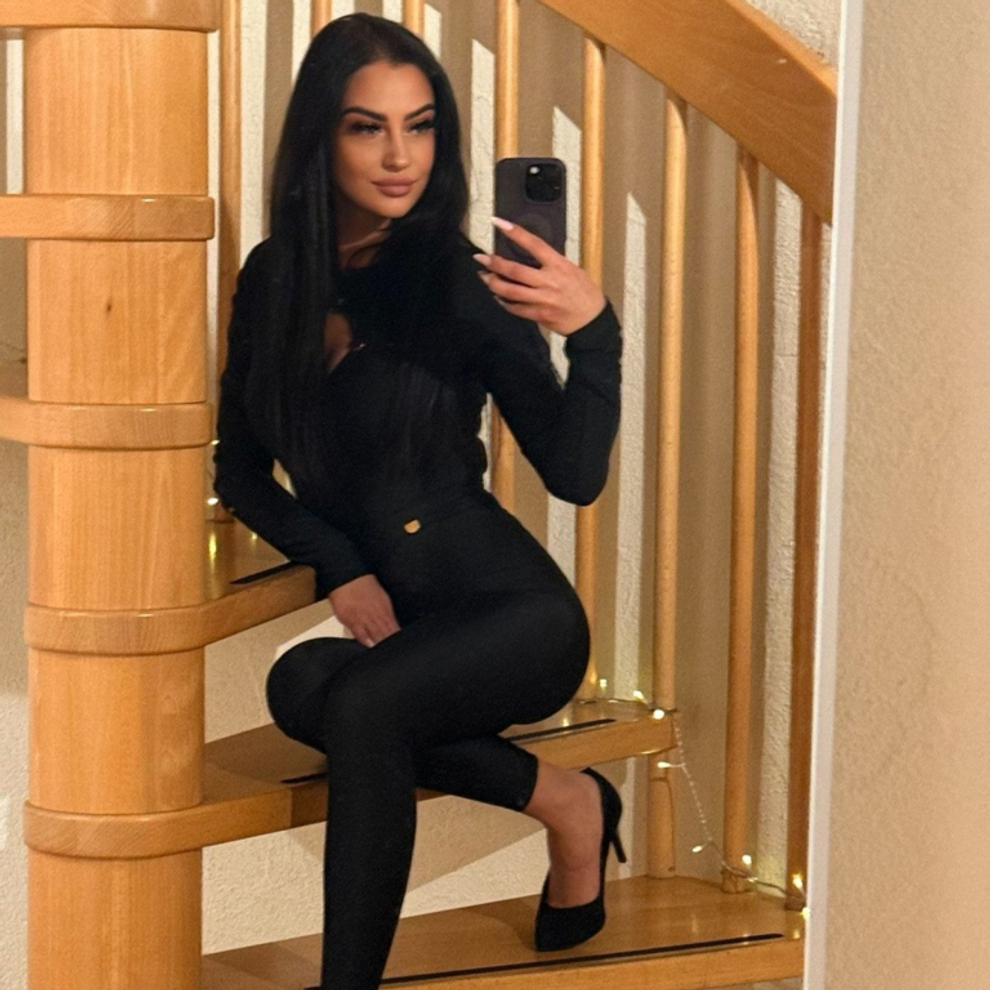 Image #11 from Olivia