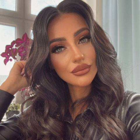 Olivia - wchodzi pod skórę