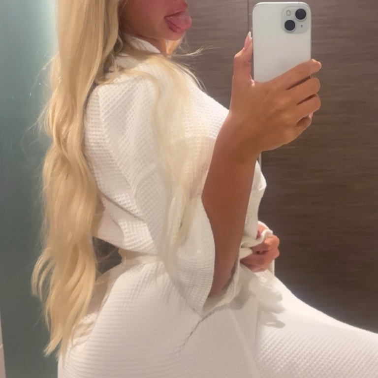 Melina - Versaute Melina