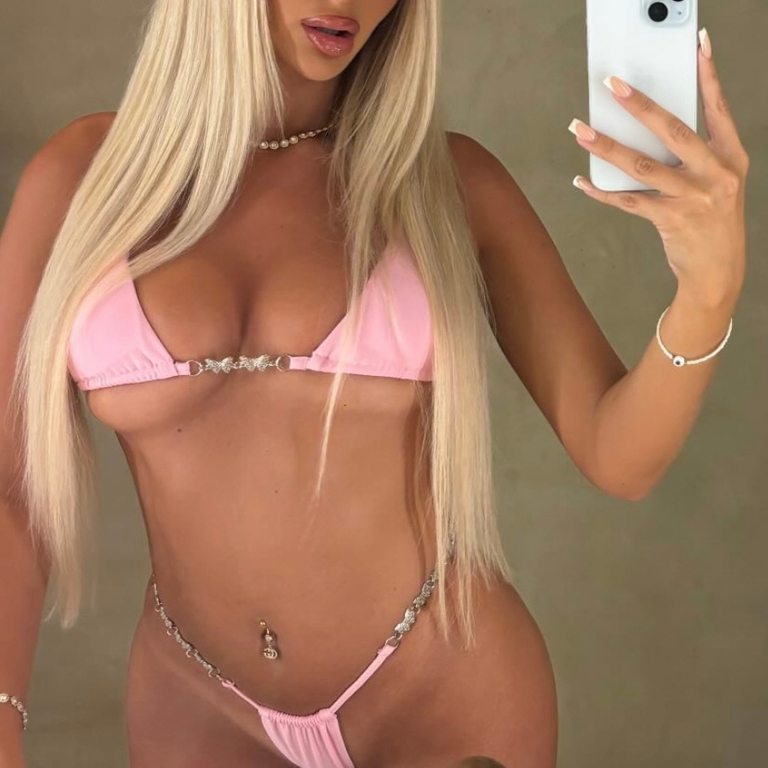 Melina - Versaute Melina