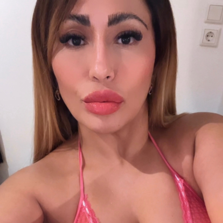 Jennifer - Schönheit Latina