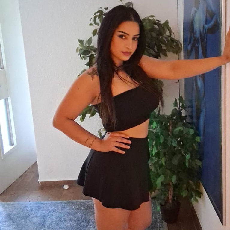 Sara Seegirls - Sexy Star Sara