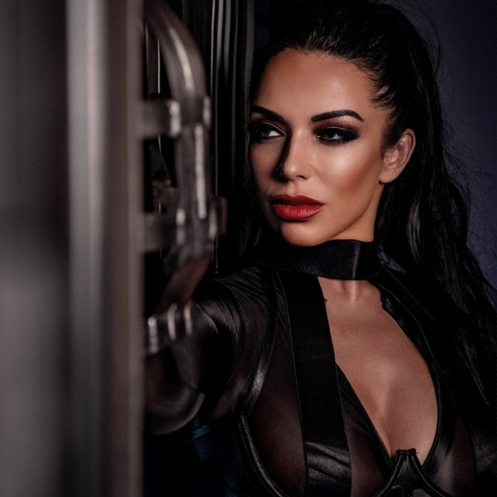 Bild #40 von Lady Zenja