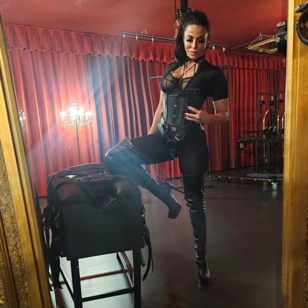 Bild #42 von Lady Zenja