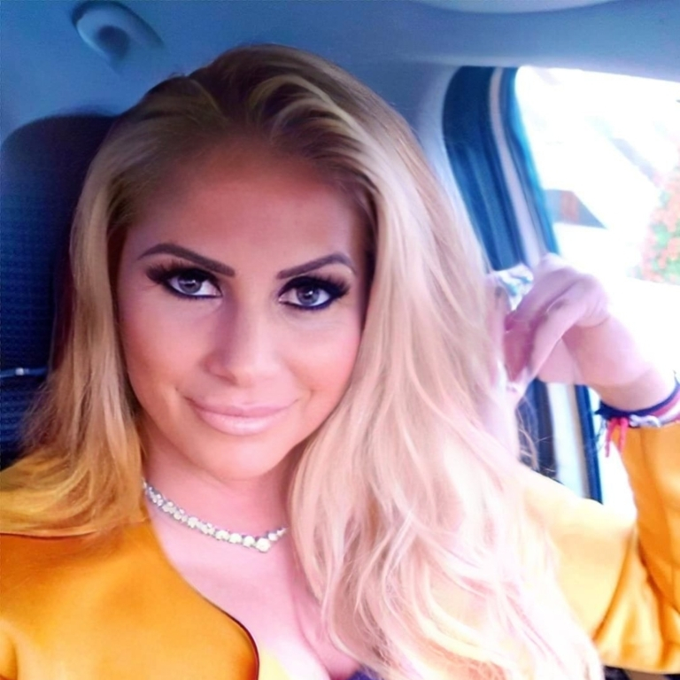 Isabella - Sexy&Curvy