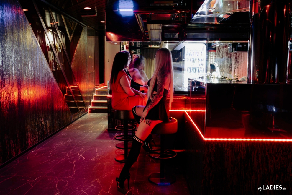 ♕ ROYAL NIGHT CLUB ♕ / Bild 2