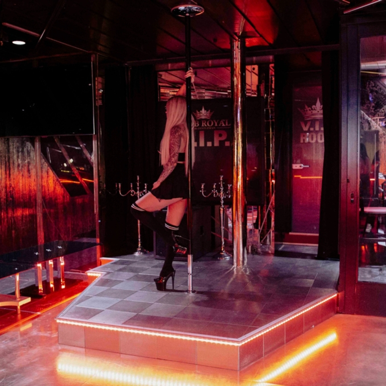 ♕ ROYAL NIGHT CLUB ♕ — 4500 Solothurn