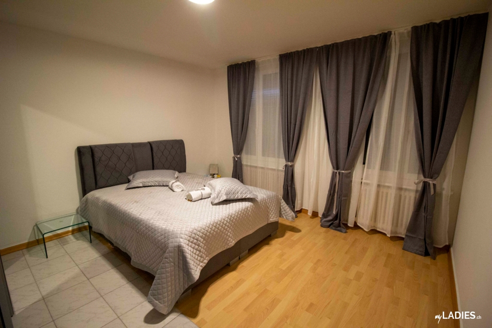 ♕ ROYAL NIGHT CLUB ♕ / Bild 9