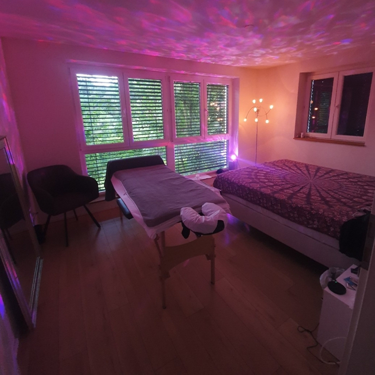 Becky - Massage evtl. MEHR😉