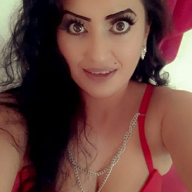 Talia - 🐝 at the Biene Huus 🐝