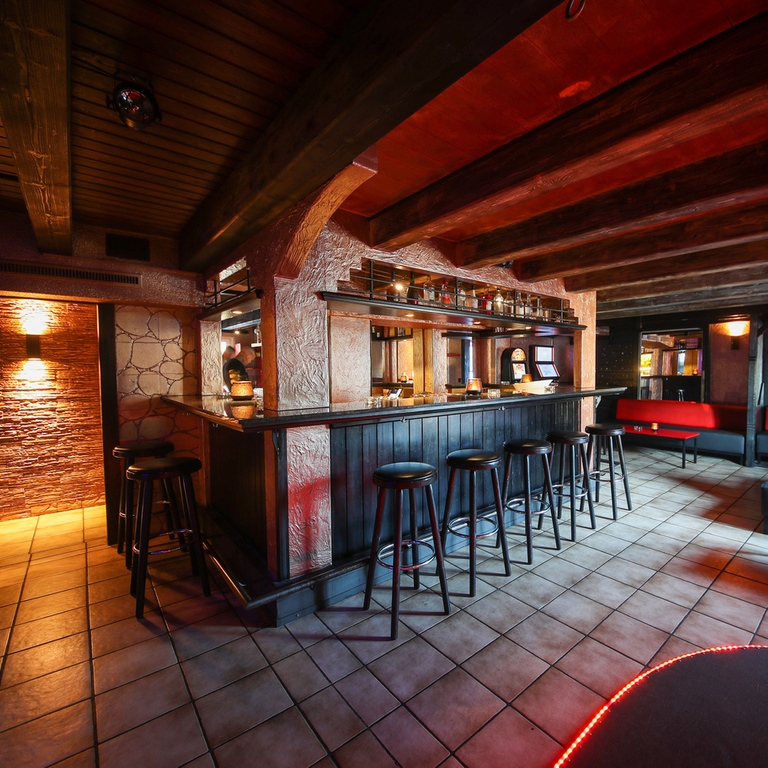 Club Mirage — 8855 Wangen SZ