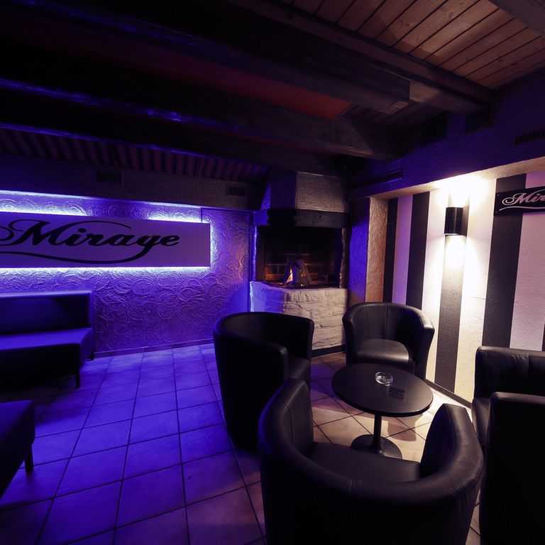 Club Mirage — 8855 Wangen SZ