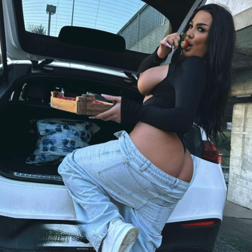 Image #9 de Mia Kalinda