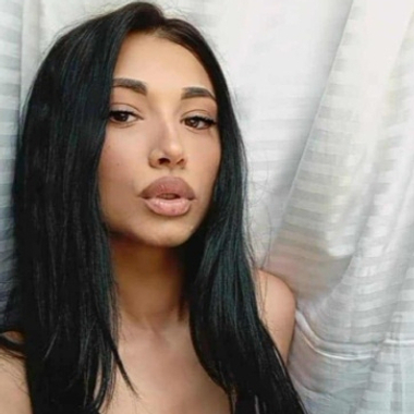 Irina - horny bum bar