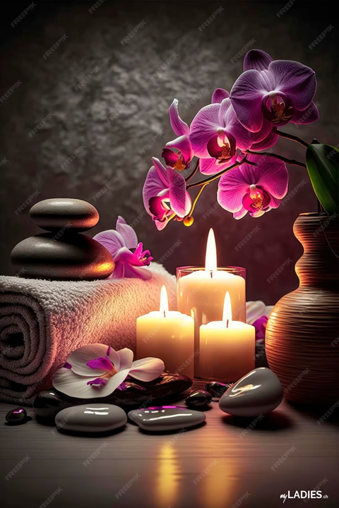 Victoria Tantra - Massaggio sensuale