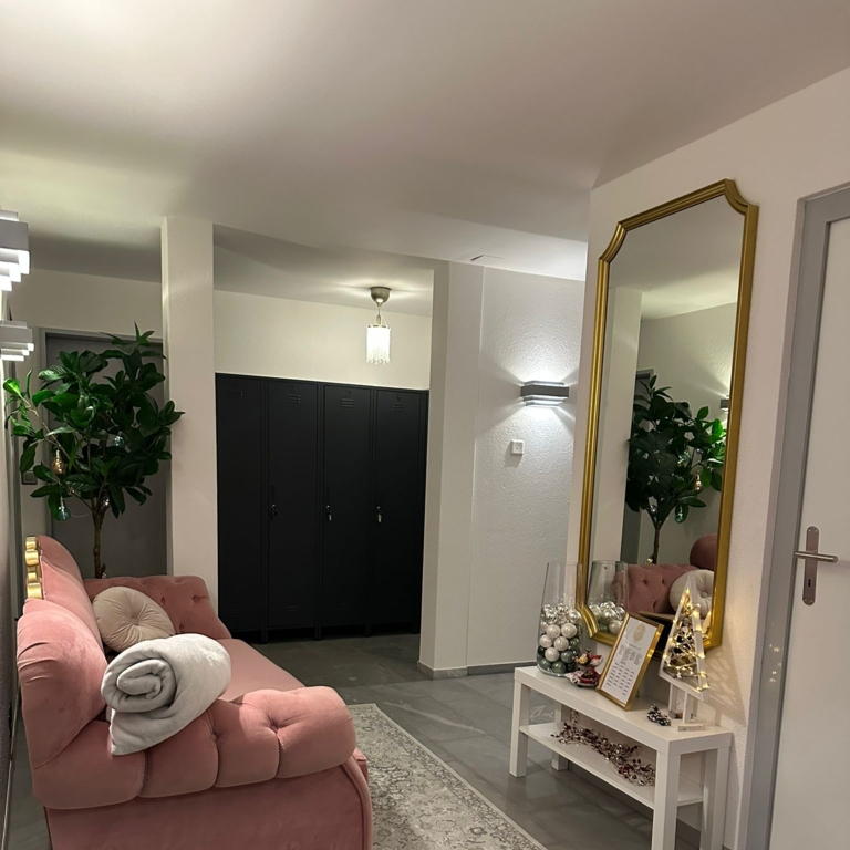 Victoria Tantra - Sensual Massage — 6410 Goldau