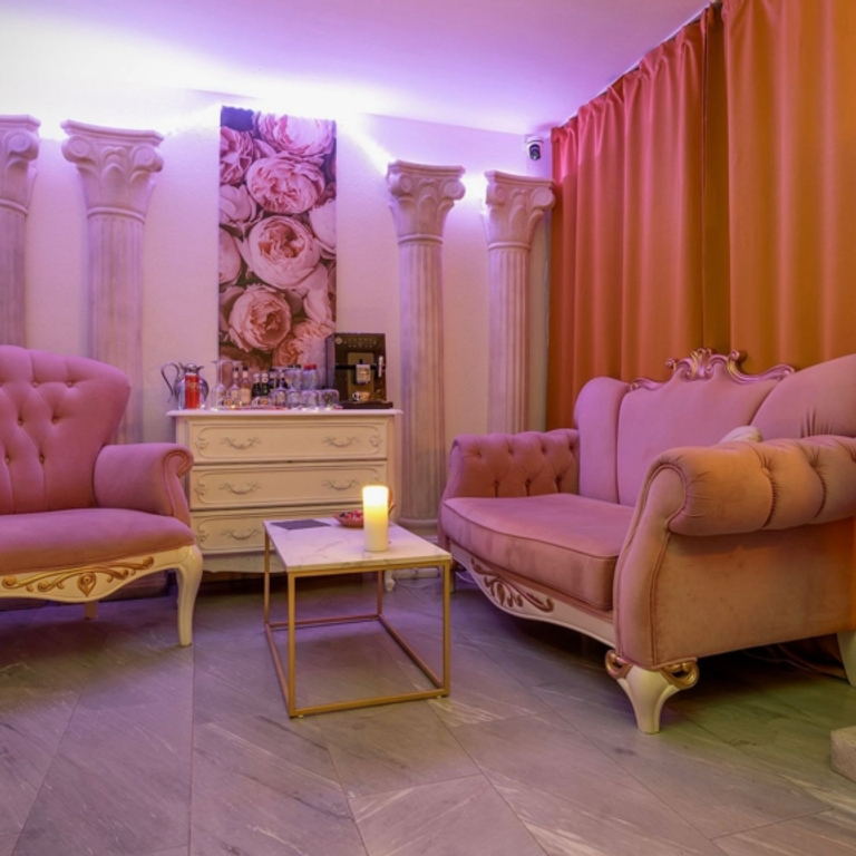 Victoria Tantra - Sensual Massage — 6410 Goldau