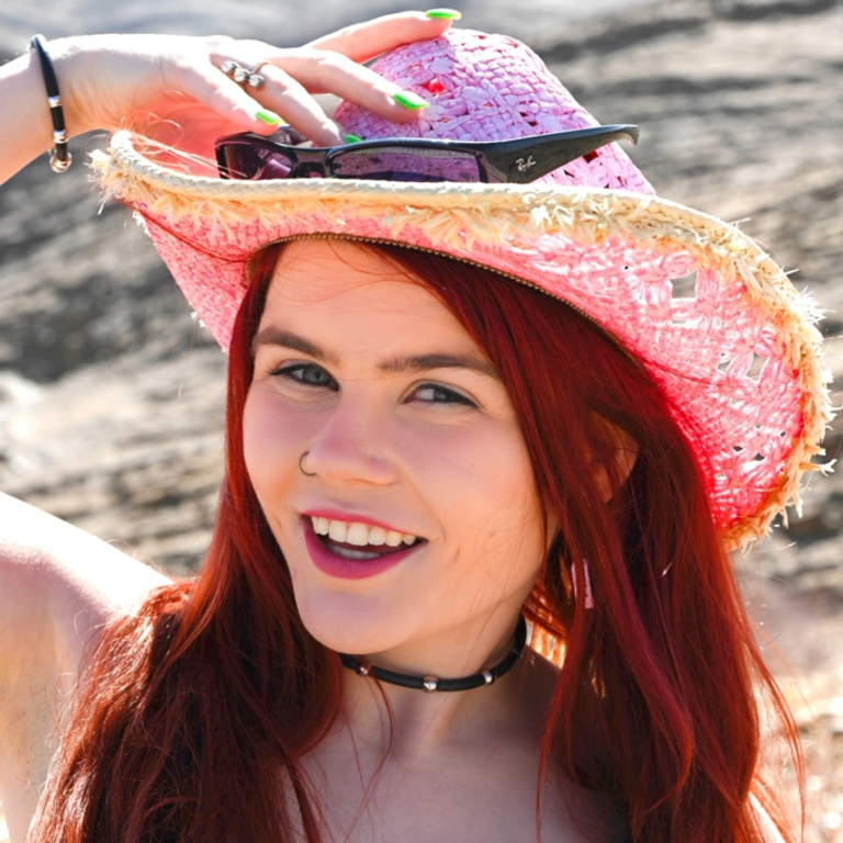 MiaMay - junges Teenygirl