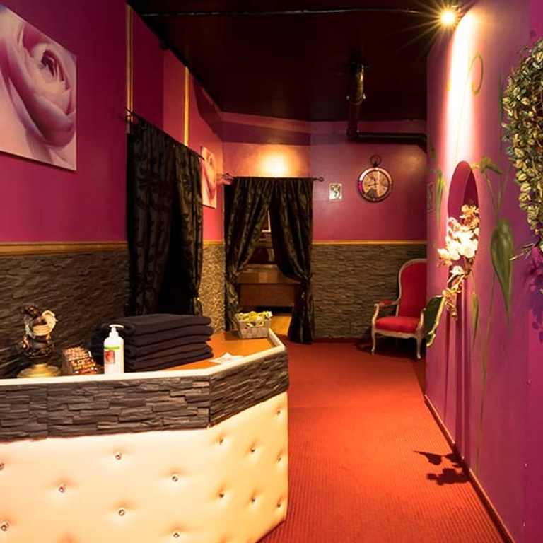 Club Paradiso — 6033 Buchrain