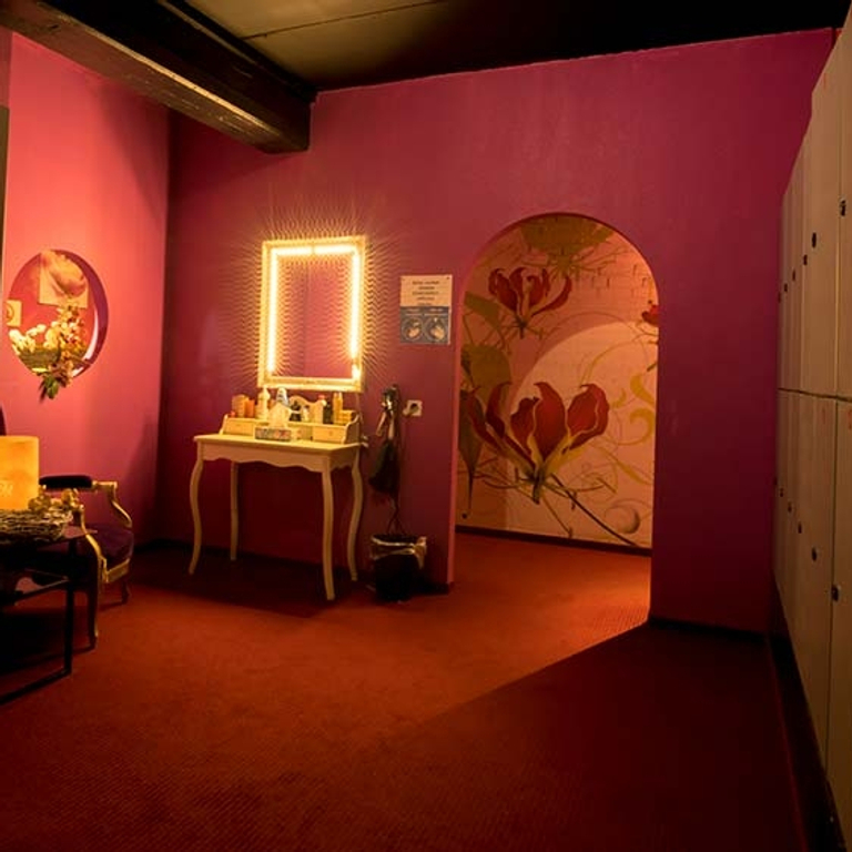 Club Paradiso — 6033 Buchrain