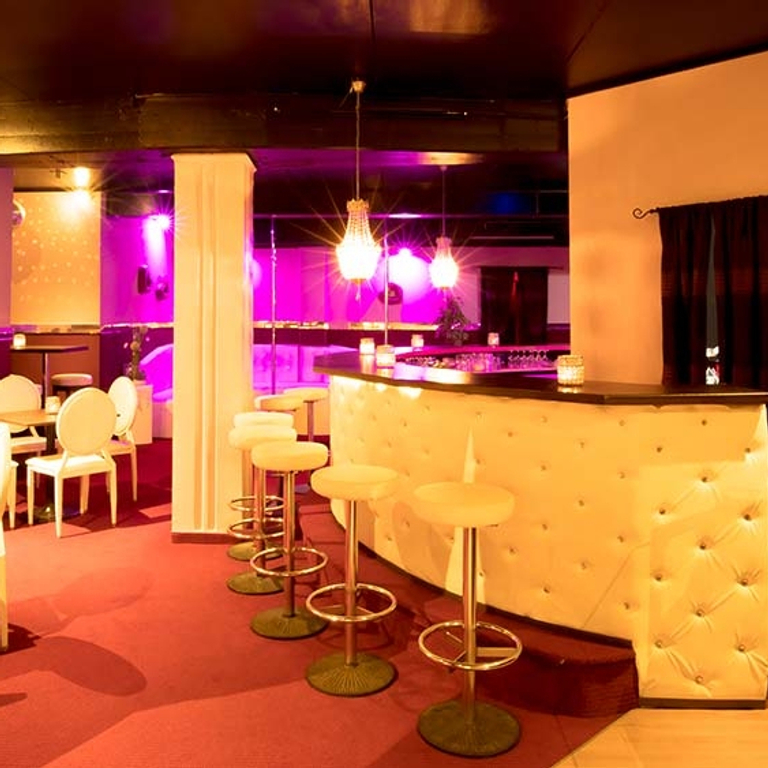 Club Paradiso — 6033 Buchrain